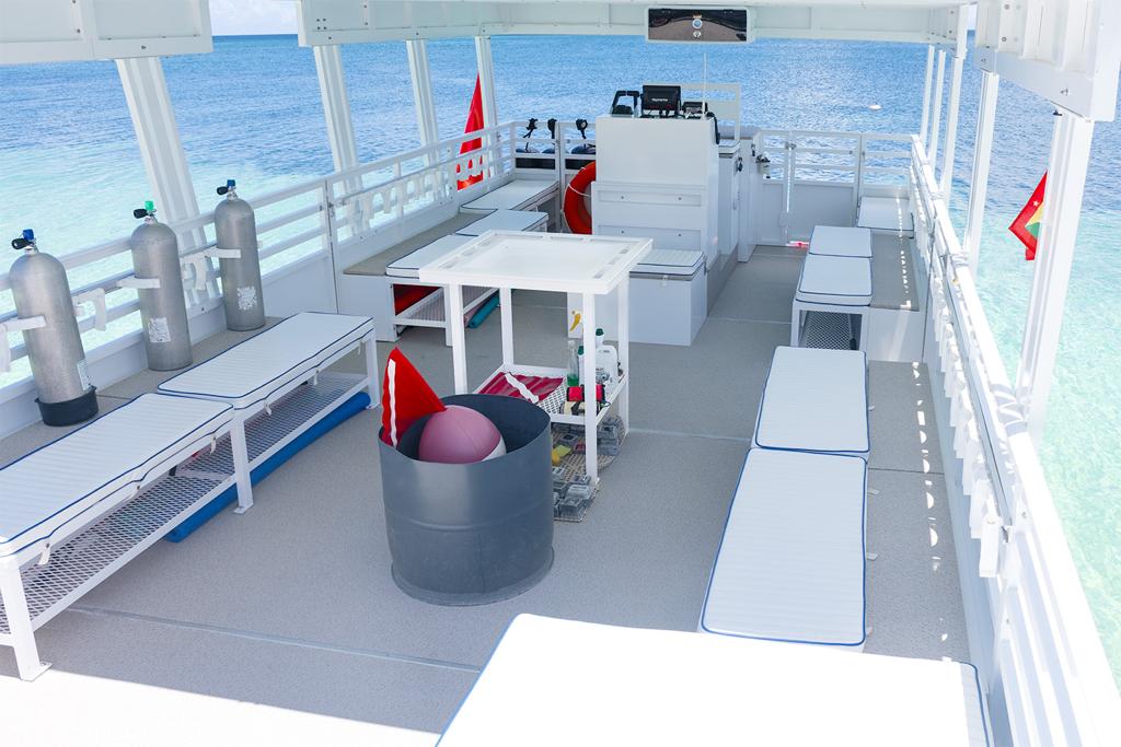 Cocoa Princess spacious dive boat for groups Spacious comfortable scuba dive boat Grenada